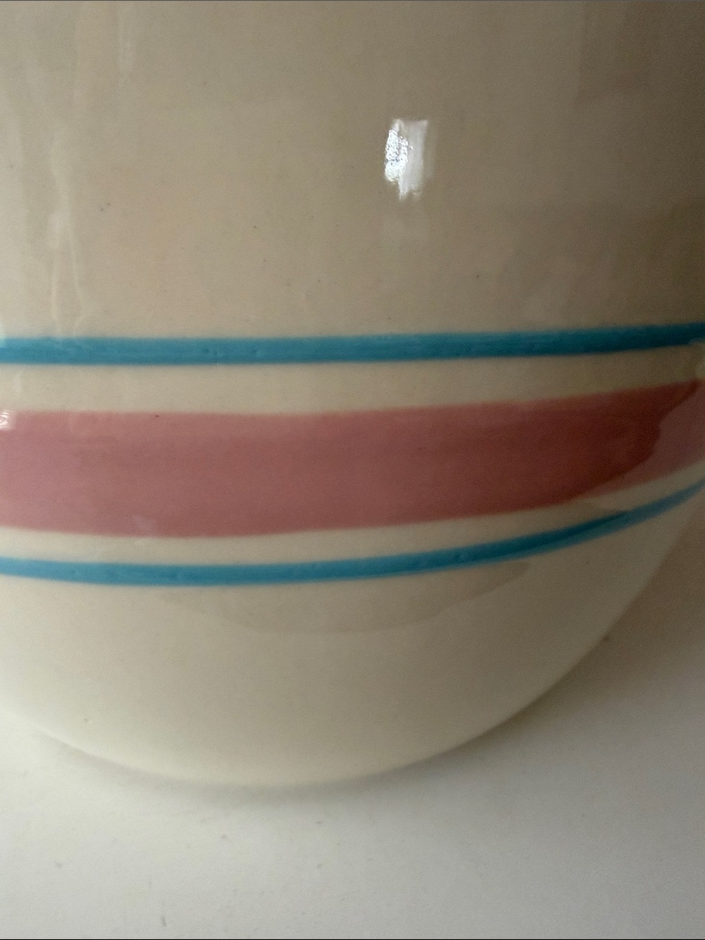 VTG McCoy Pottery Model 129~ 2 Quart Cream Batter Bowl Pink and Blue Stripe - Picture 4 of 7